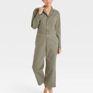 Universal Thread Sage Green Women's Jumpsuit